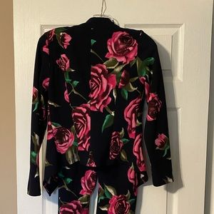Floral Pant Suit Size Large